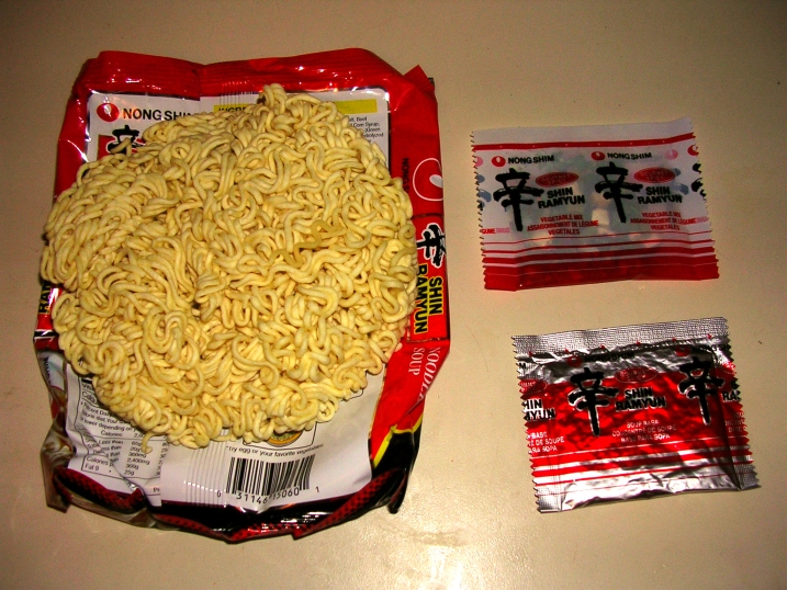 Do Instant Noodles Contain Preservatives? — How Water Activity, Not Additives, Keeps Them Fresh